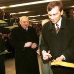 Wstęga przecięta, pociągi ruszyły. Mija 30 lat od uruchomienia warszawskiego metra