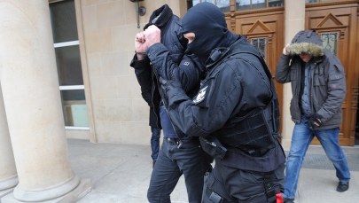 Wstęp do strefy kibica, transport taksówką. Tak korumpowano urzędników