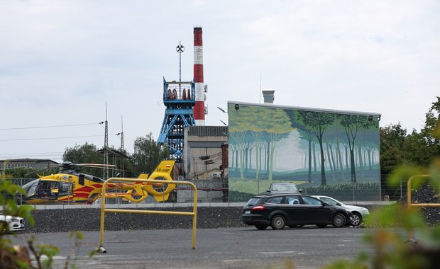 Wstrząs w kopalni Rydułtowy. Ratownicy dotarli do jednego z górników