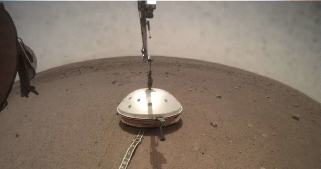 Wstrząsy na powierzchni Marsa to coś normalnego /NASA