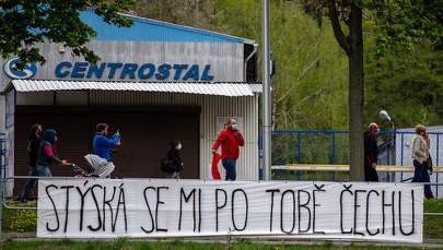 "Wstrzymajcie się z zakupami". Czeskie MSZ przypomina o ograniczeniach dla podróżujących