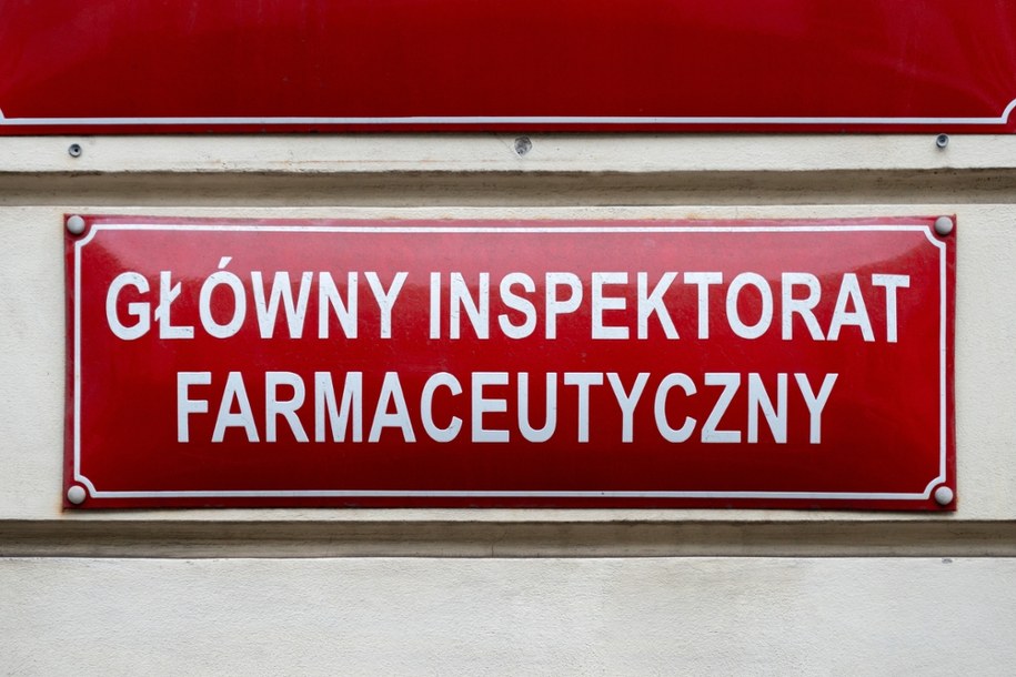 Wstrzymanie obrotu lekiem Oxaliplatin Eugia – decyzja GIF po wykryciu wady jakościowej /Shutterstock