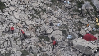 Wstrzymano akcję ratowników w jaskini Wielkiej Śnieżniej 