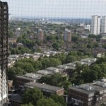 Wstrzymano sprzedaż paneli, które zastosowano w Grenfell Tower