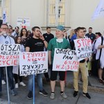 "Wszyscy jesteśmy pacjentami". Manifestacja lekarzy w Warszawie