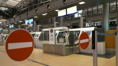 Wszyscy musieli opuścić samoloty. Akcja policji i ewakuacja lotniska w Hamburgu