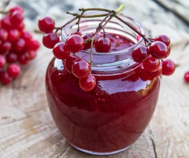 Wszyscy myślą, że to krzew ozdobny. Jej owoce, kwiaty i kora łagodzą bóle i skurcze jelit, chronią przed cukrzycą