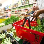 Wszystkich Świętych. Czy 1 listopada sklepy będą otwarte?