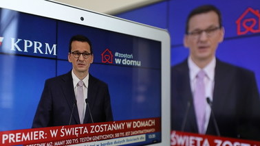 Wszystkie obostrzenia przedłużone. Morawiecki zabrał głos