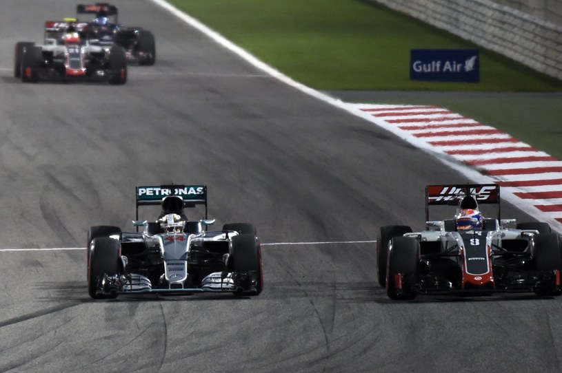 Wszystkie zespoły Formuły 1 chcą powrotu do poprzedniego systemu kwalifikacji /AFP