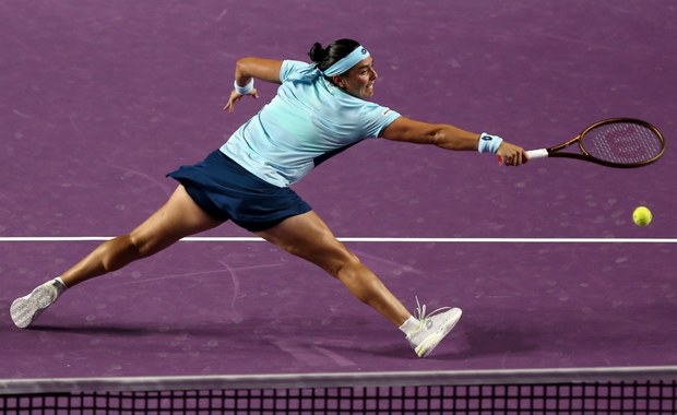 WTA Finals: Jabeur wygrywa, Świątek jeszcze niepewna półfinału