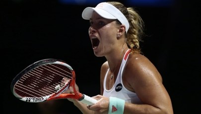 WTA Finals: Kerber pokonała Cibulkovą po trzysetowym meczu