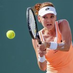 WTA w Miami: Radwańska wygrała seta i... spadł deszcz. Mecz przerwano