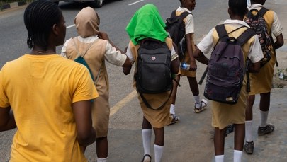 Wtargnęli do szkoły, porwali 315 osób. Koszmar w Nigerii