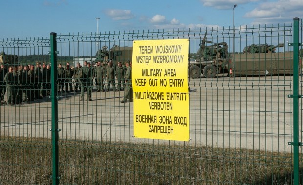 Wtargnięcie na teren bazy wojskowej w Gdyni. Obcokrajowcy z zarzutami