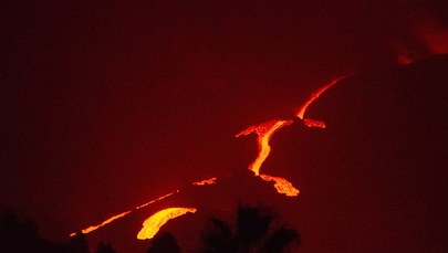 Wulkan Cumbre Vieja wciąż aktywny. Drastycznie zwiększyło się wydzielanie lawy