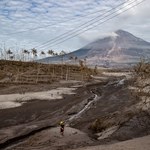 Wulkan Semeru w Indonezji znów groźny. Może dojść do kolejnej erupcji