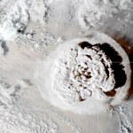 wulkan tonga Wulkan zaskoczył naukowców swą erupcją. Chmura gazów nam pomogła