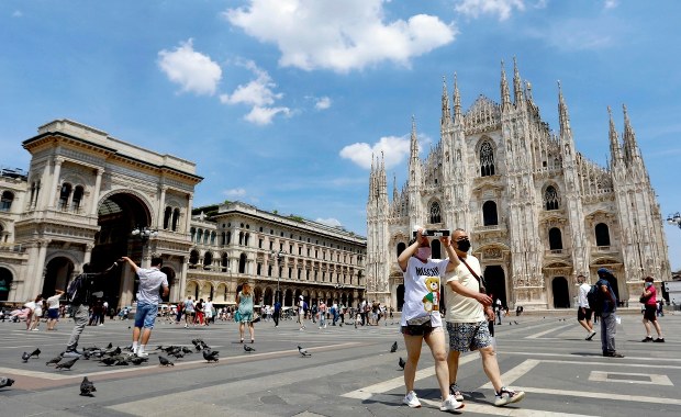 Wybierasz się do Włoch? Ważne informacje ws. noszenia maseczek