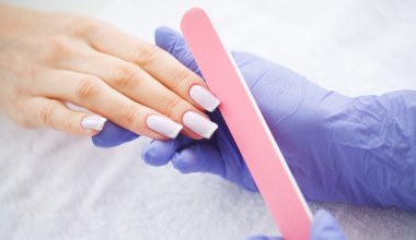 Wybierz pilniczek do paznokci idealny dla twojej płytki. Koniec z pękaniem i mikrouszkodzeniami