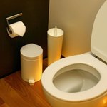 Wybierz zawieszkę do WC dopasowaną do swojego pokolenia! Nietypowa okazja w Rossmannie 