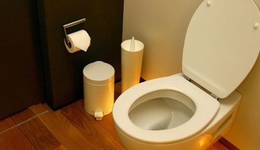 Wybierz zawieszkę do WC dopasowaną do swojego pokolenia! Nietypowa okazja w Rossmannie 