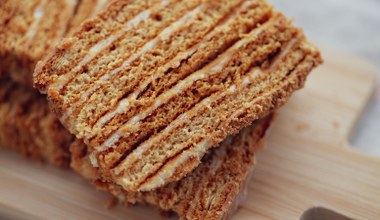 Wybitnie delikatny, rozpływający się w ustach. Idealny Marcinek na Boże Narodzenie