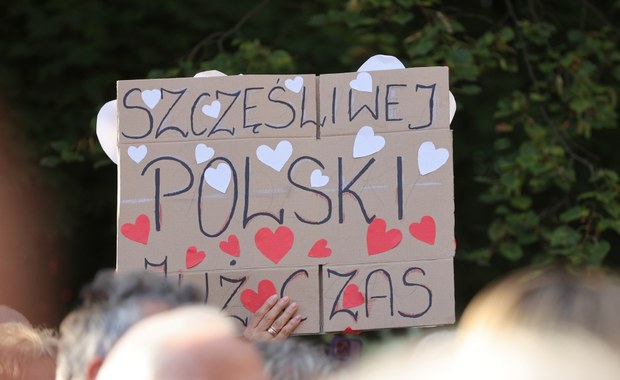 Wyborcze sympatie Polaków. W których grupach wiekowych widać największe zmiany?