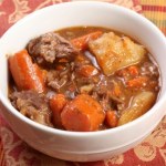 Wyborny gulasz irlandzki ze szlachetnego mięsa. Przepis krok po kroku 