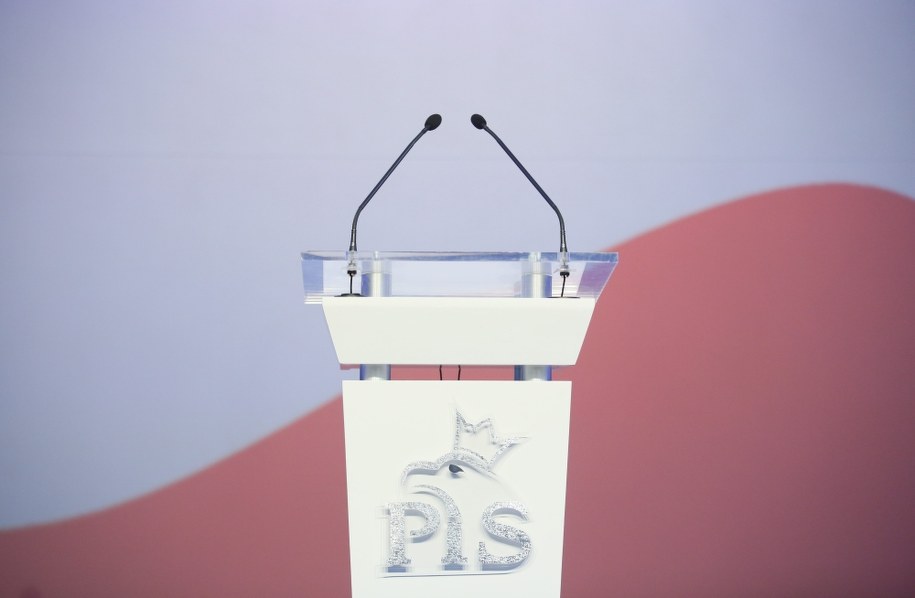 Wybory parlamentarne: Prawo i Sprawiedliwość zaprezentowało listy /Leszek Szymański /PAP
