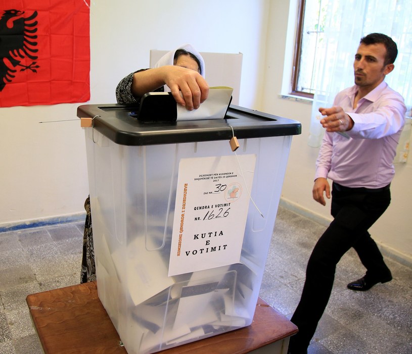Wybory parlamentarne w Albanii /MALTON DIBRA /PAP/EPA