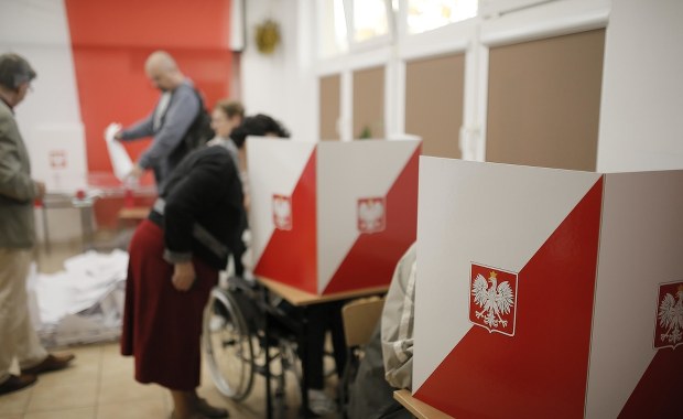 Wybory prezydenckie 2020. Premier polecił Poczcie Polskiej rozpocząć przygotowania do wyborów "kopertowych"
