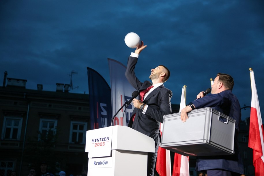 Wybory prezydenckie 2025: Marcin Możdżonek na wiecu wyborczego kandydata Konfederacji //Łukasz Gągulski /PAP