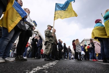 Wybory prezydenckie na Ukrainie. W sondażach prowadzi Wołodymyr Zełenski