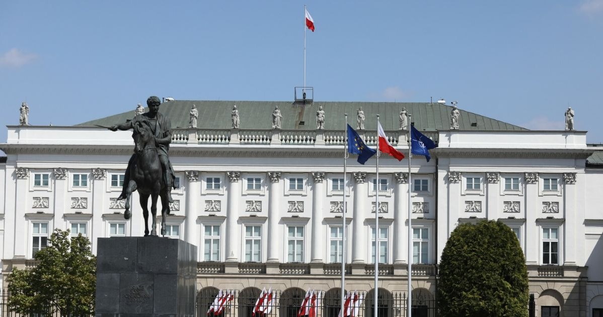 Wybory prezydenckie w 2025 r. Wiadomo, ile zaplanowano na wydatki związane z ich przeprowadzeniem /Piotr Molecki /East News