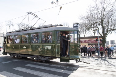 Wybory prezydenckie. Wykoleił się tramwaj z Bronisławem Komorowskim