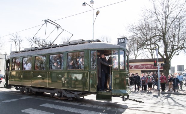 Wybory prezydenckie. Wykoleił się tramwaj z Bronisławem Komorowskim