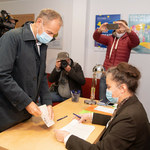Wybory w PO. Wybrano szefów lokalnych struktur. Tusk ubiega się o fotel przewodniczącego