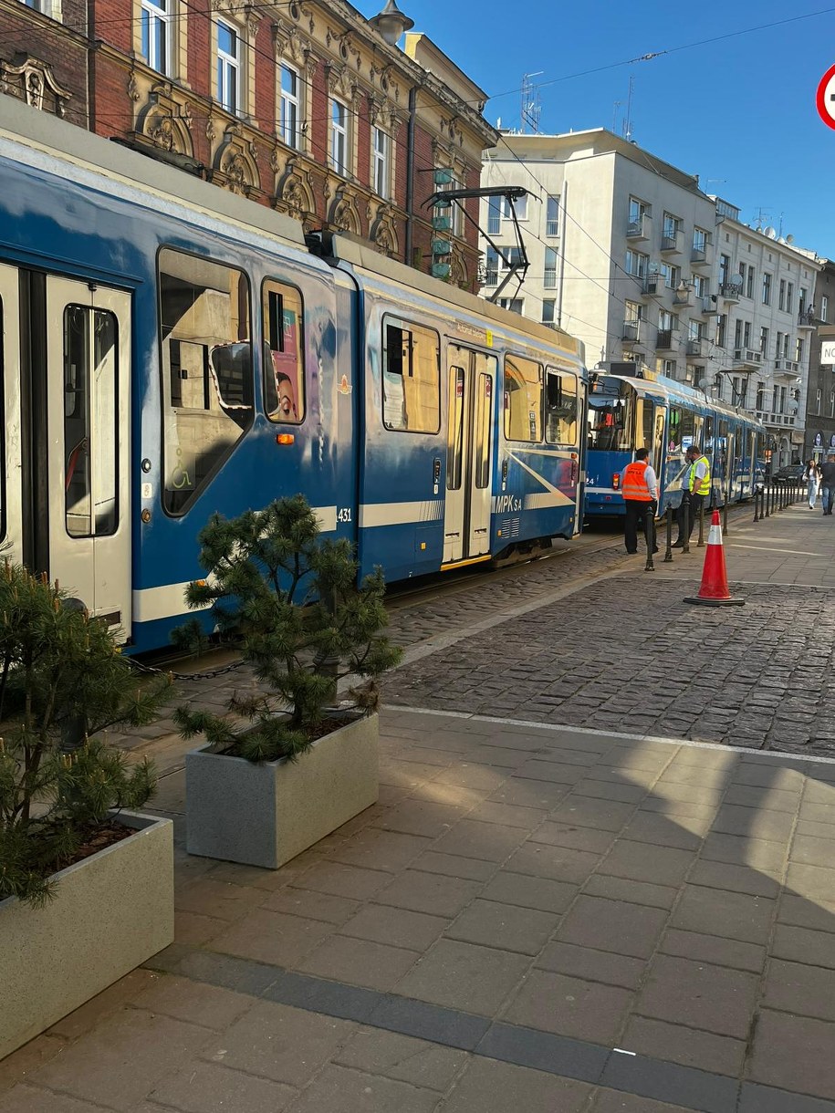 Wybrzuszona szyna w Krakowie /Magdalena Torczyńska /