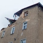 Wybuch gazu w domu wielorodzinnym w Sosnówce. 2 osoby ranne