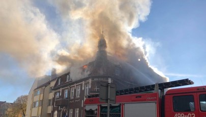 Wybuch gazu w kamienicy w Mieszkowicach. Ściana budynku została zniszczona