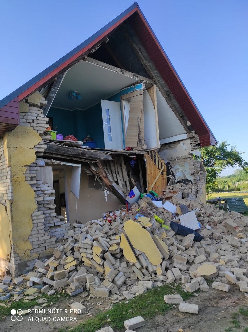 Wybuch gazu zamienił ich dom w ruinę!, https://zrzutka.pl/vtur5w.