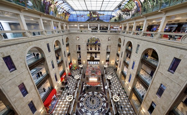 Wybuch w centrum handlowym z zabawkami w Moskwie