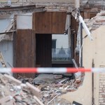 Wybuch w kamienicy w Poznaniu: Przesłuchanie podejrzewanego na razie niemożliwe. Z powodu leków