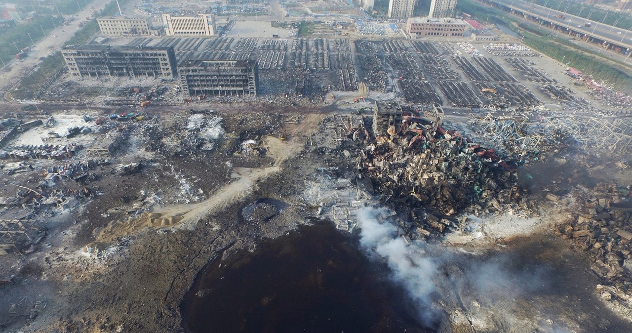 Wybuch w Tiencin. Na miejscu katastrofy wciąż tlą się pożary