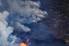 Wybuch wulkanu na Hawajach. Dramatyczne zdjęcia robione z powietrza