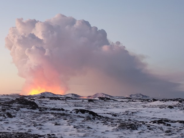 Wybuch wulkanu na półwyspie Reykjanes /Daniel Wilk /Gorąca Linia RMF FM