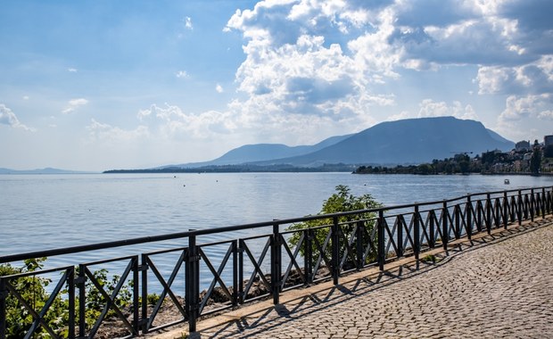 Wybuchowe jeziora w Szwajcarii. Pod wodą zalegają tysiące ton amunicji