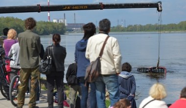 Wyciąganie autobusu z Wisły 