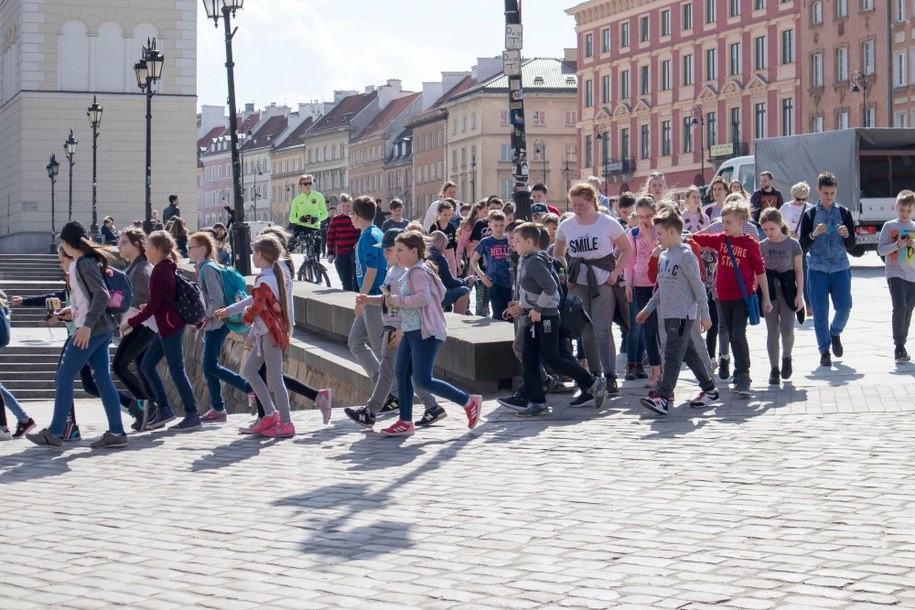 Wycieczka szkolna w Warszawie na zdjęciu ilustracyjnym /Shutterstock